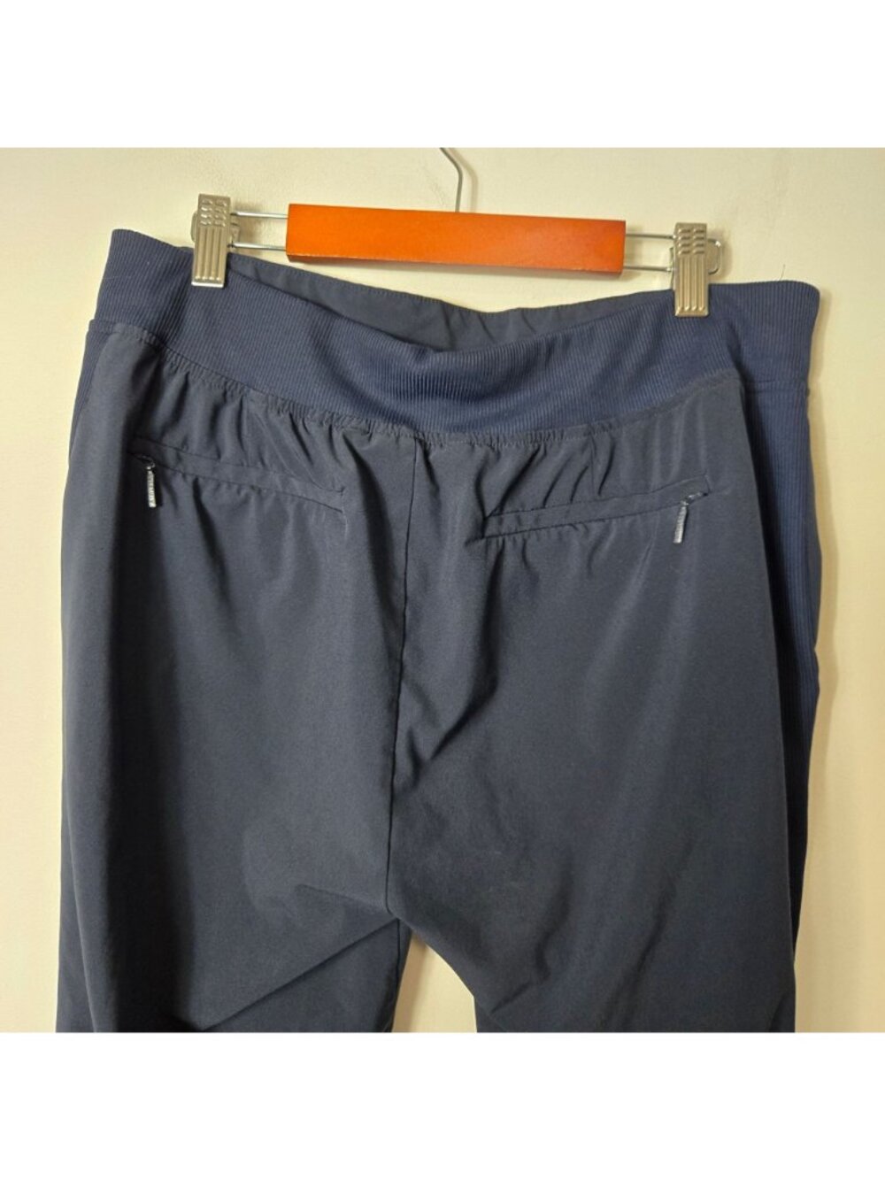 Athleta Size 8 Petite Brooklyn Ankle Pants in Navy Blue Mid-Rise Travel - Picture 4 of 9